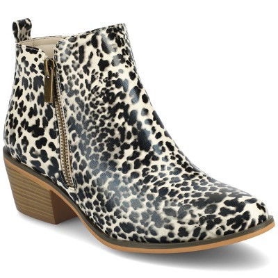 Journee Collection Women's Rebel Outside Zip Stacked Heel Booties