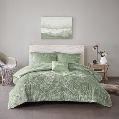 Full/Queen Velvet Comforter Set with Throw Pillow