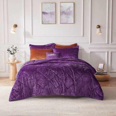 Intelligent Design Alyssa Velvet Quilted Diamond Ultra Soft Comforter Set