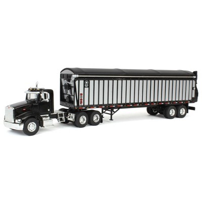 Spec Cast 1/64 Peterbilt 385 with Meyer 9140RT Boss Silage Trailer, 2024 Wisconsin Farm Technology Days MEY-005