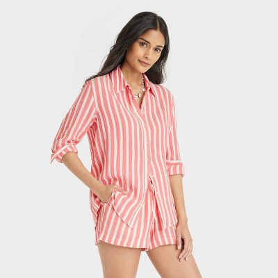 Women's Gauze Long Sleeve Collared Button-Down Shirt - Universal Thread™