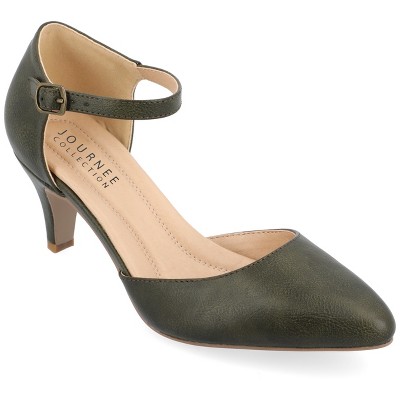 Journee Women's Bettie Almond Toe Mid Heel Pumps
