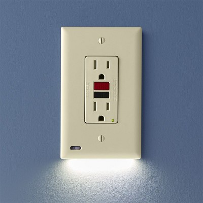 SnapPower GuideLight PLUS Wall Plate Night Light - 1 Pack