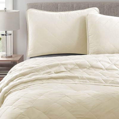 Swift Home | Essential Diamond Stitched 3-Piece Quilt Set